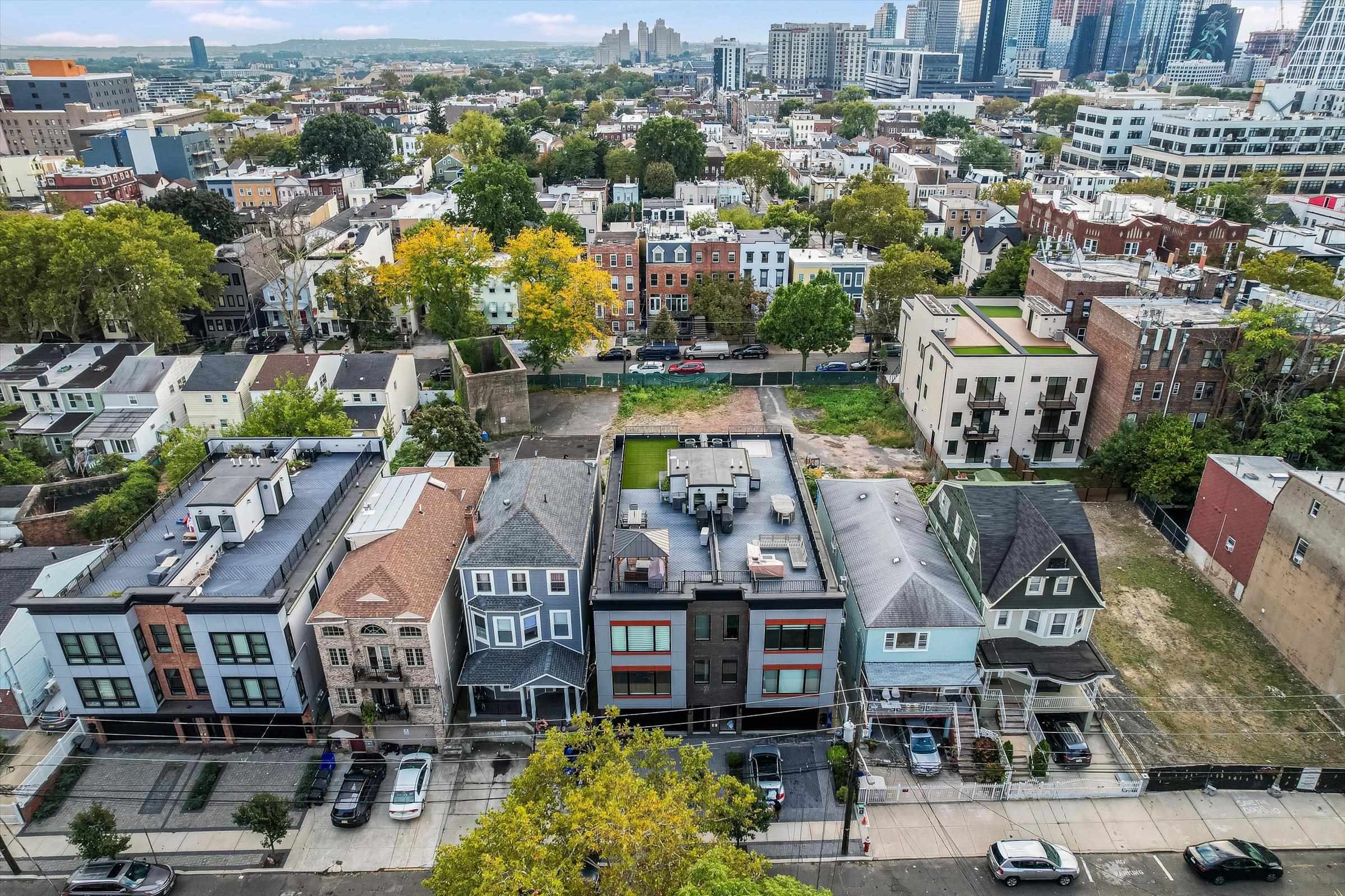 53 PROSPECT ST Unit: 2