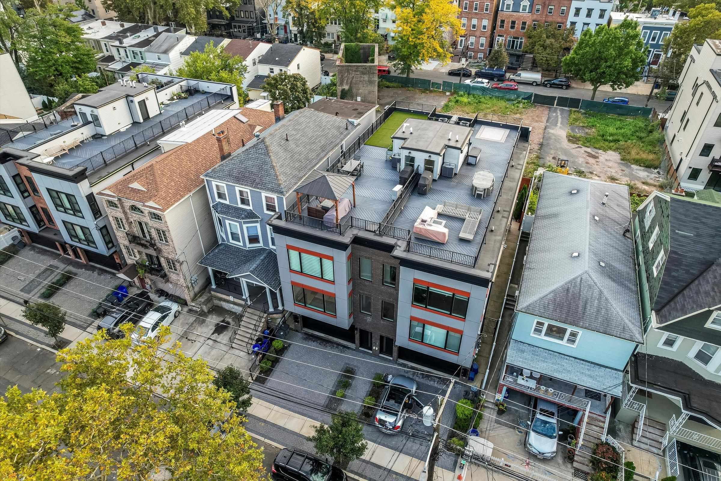 53 PROSPECT ST Unit: 2