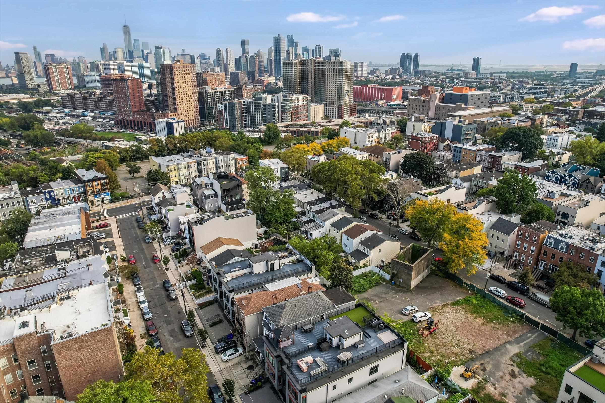 53 PROSPECT ST Unit: 2