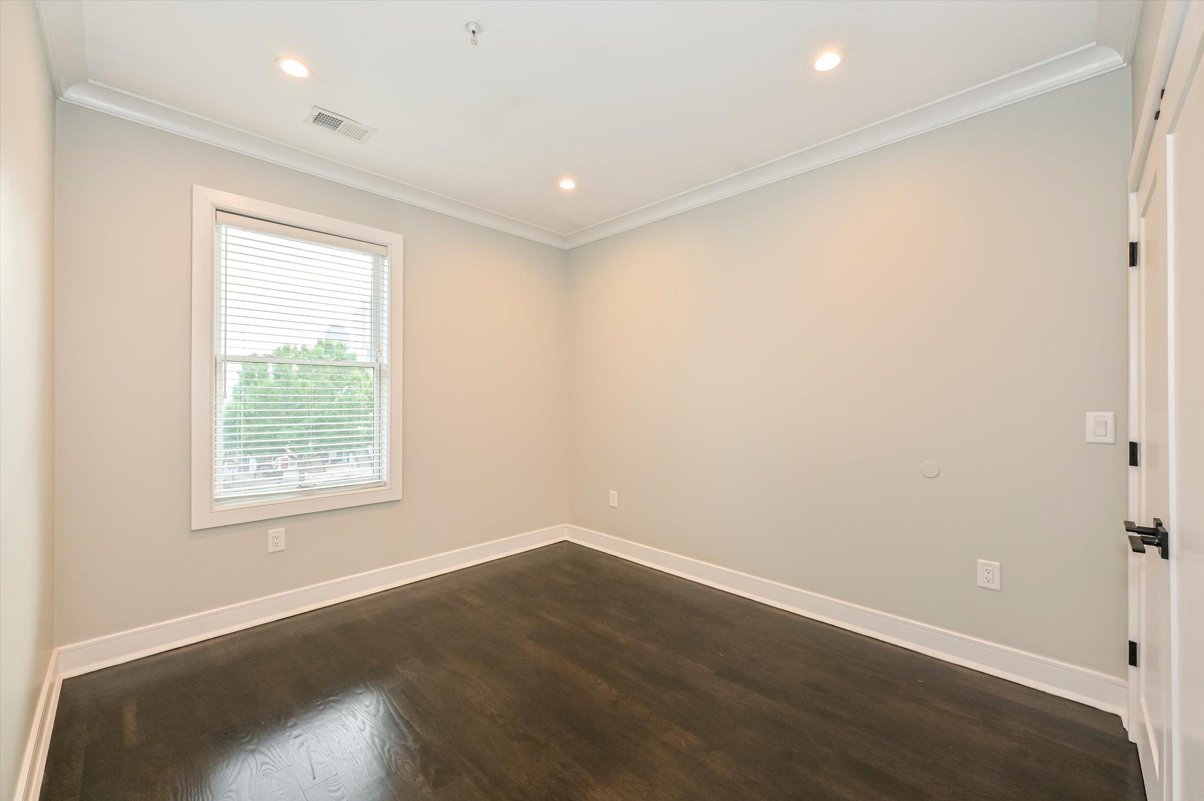 53 PROSPECT ST Unit: 2
