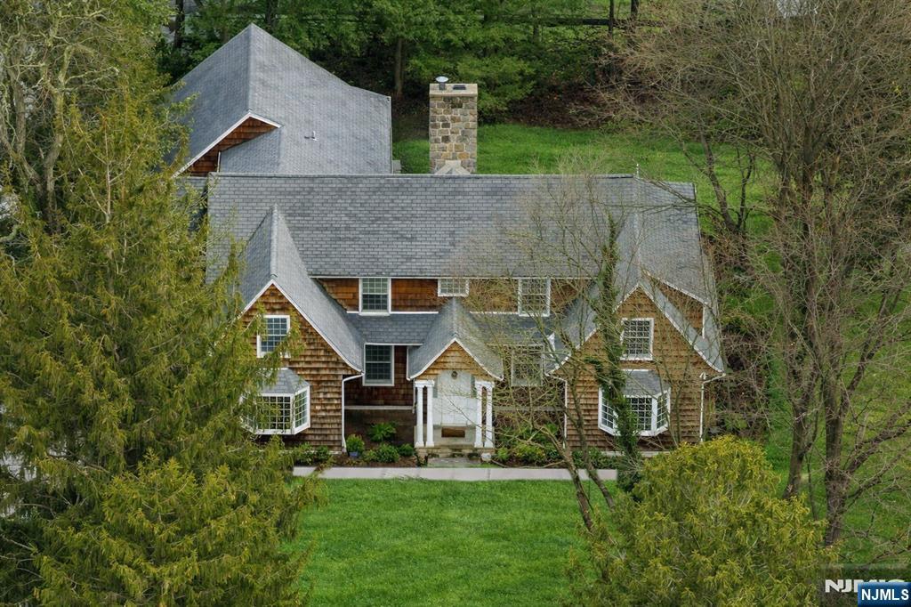 56 Magnolia Avenue