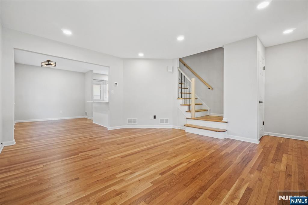100 Cortland Place