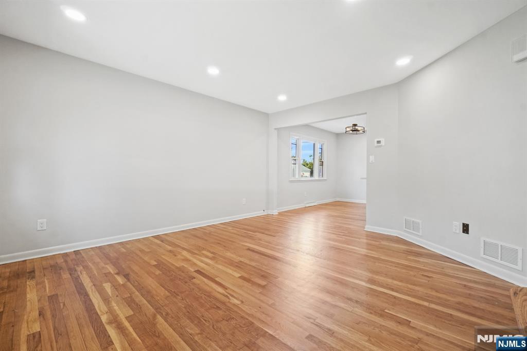 100 Cortland Place