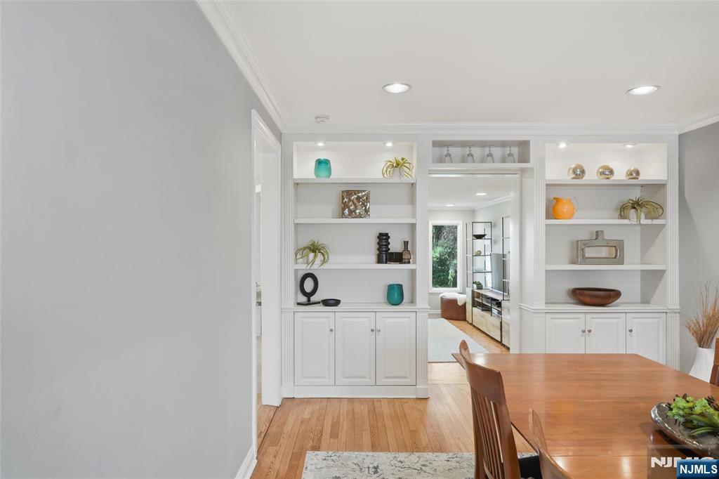 89 Surrey Lane