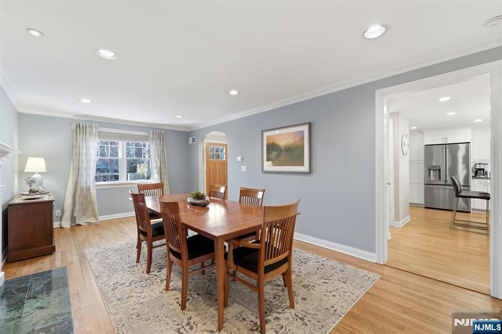 89 Surrey Lane