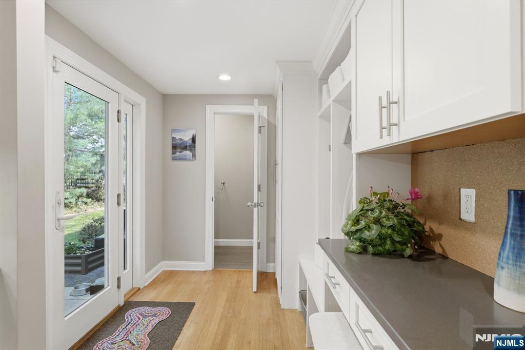 89 Surrey Lane