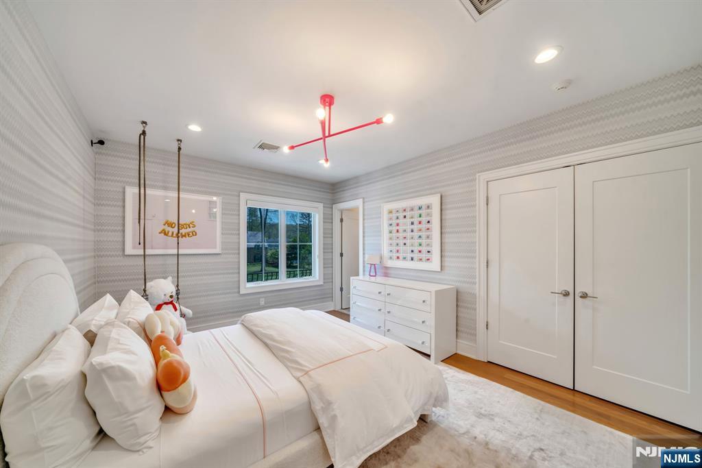 89 Depeyster Avenue