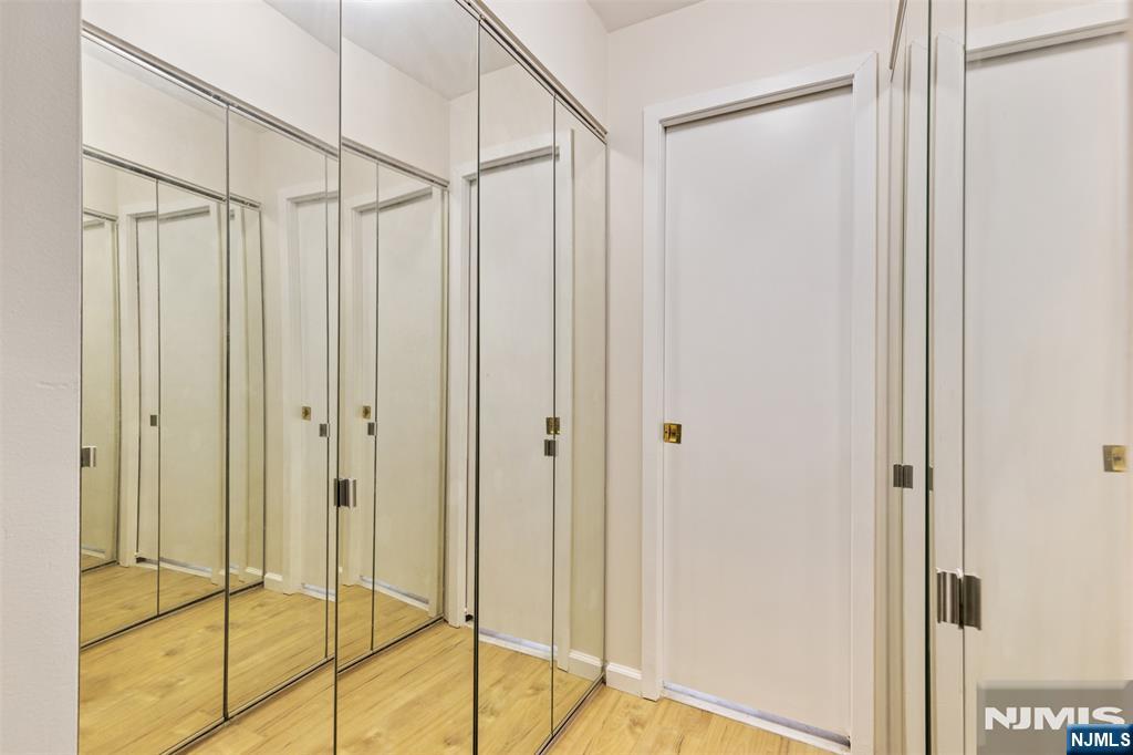 1150 River Road 4H