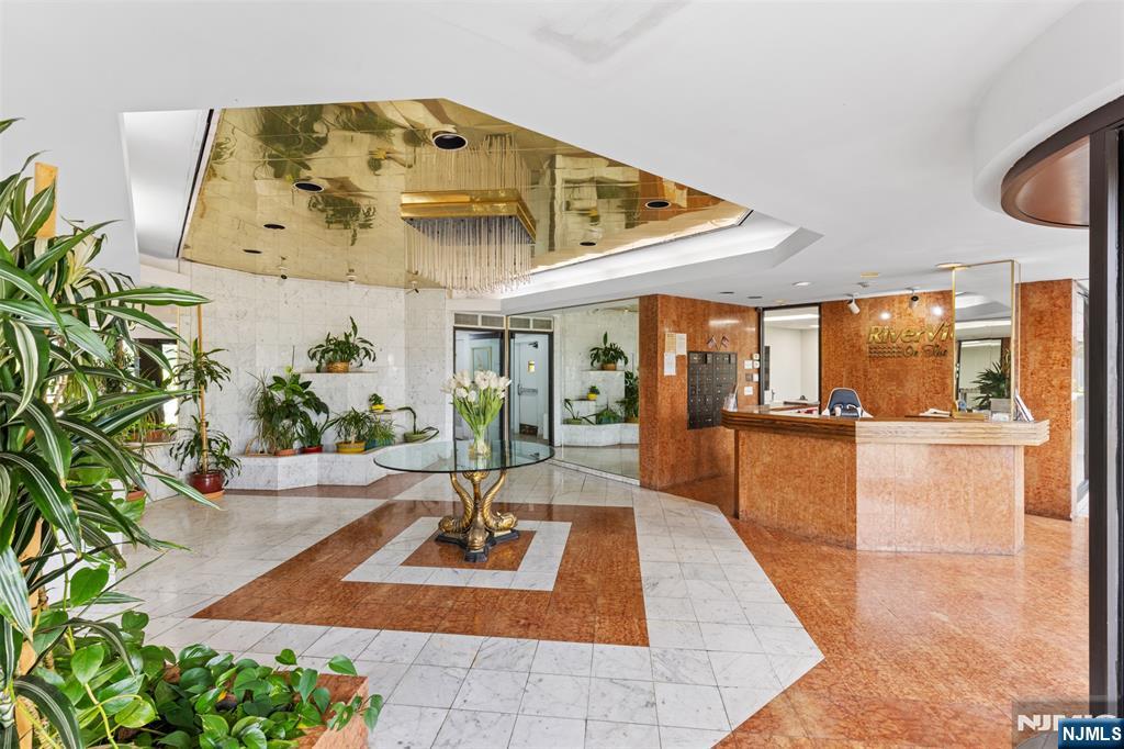 1150 River Road 4H