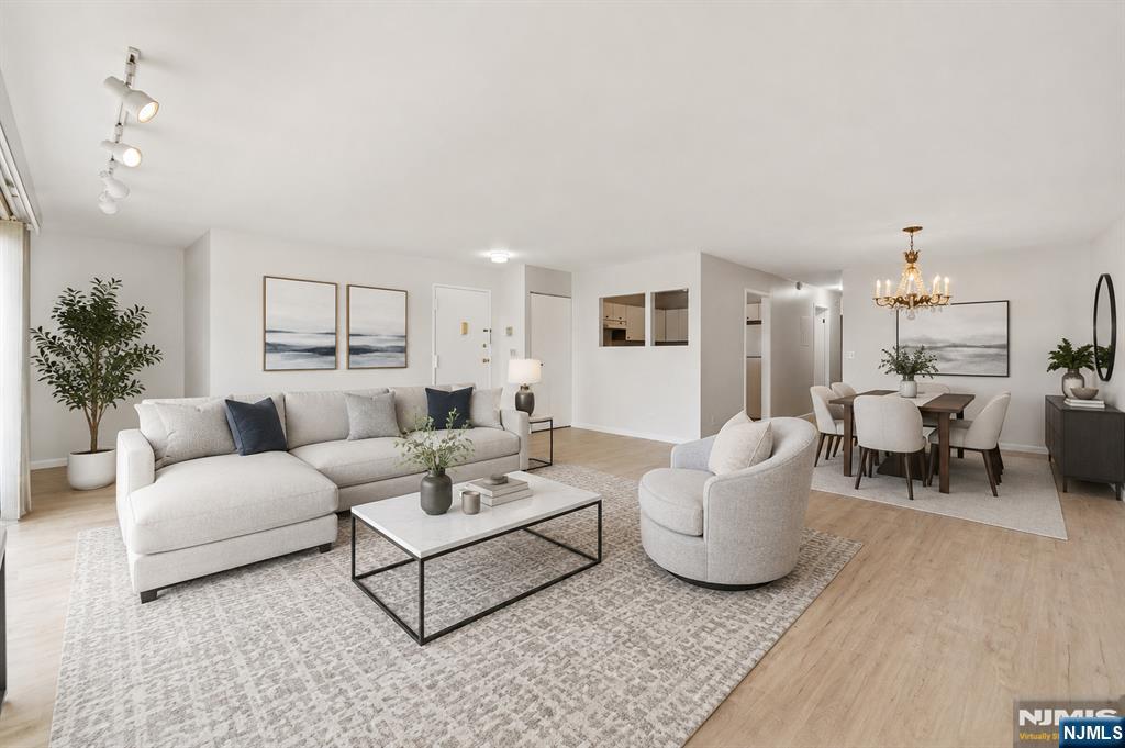1150 River Road 4H
