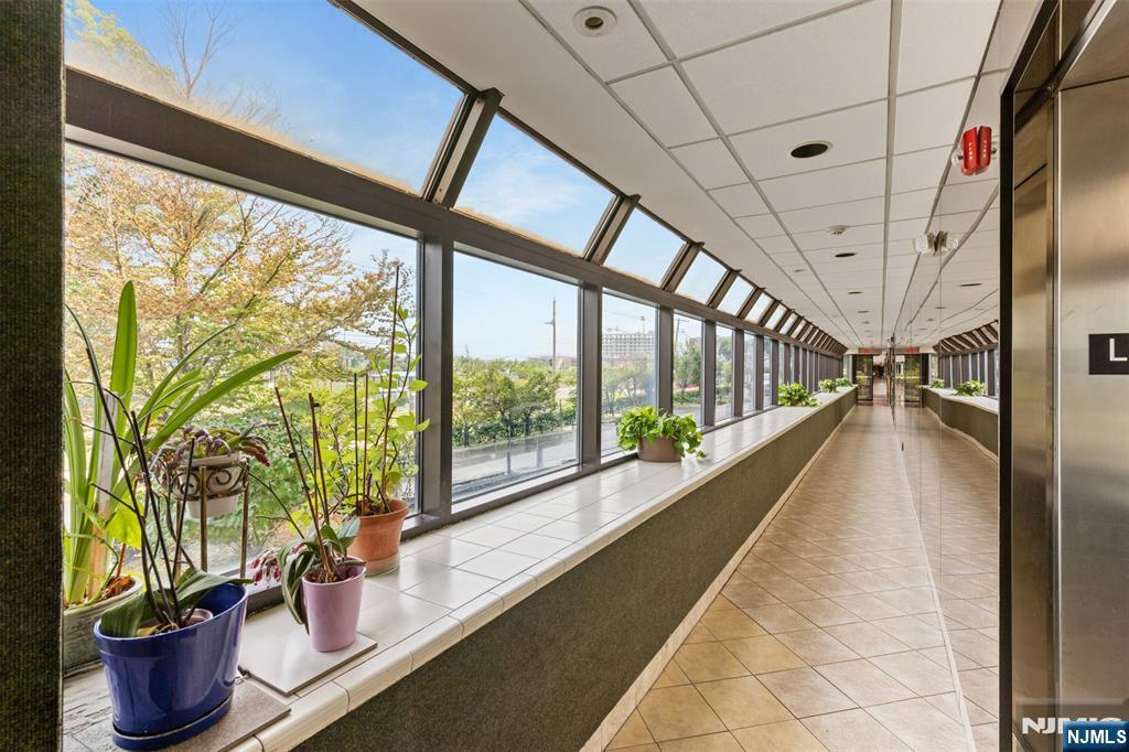 1150 River Road 4H