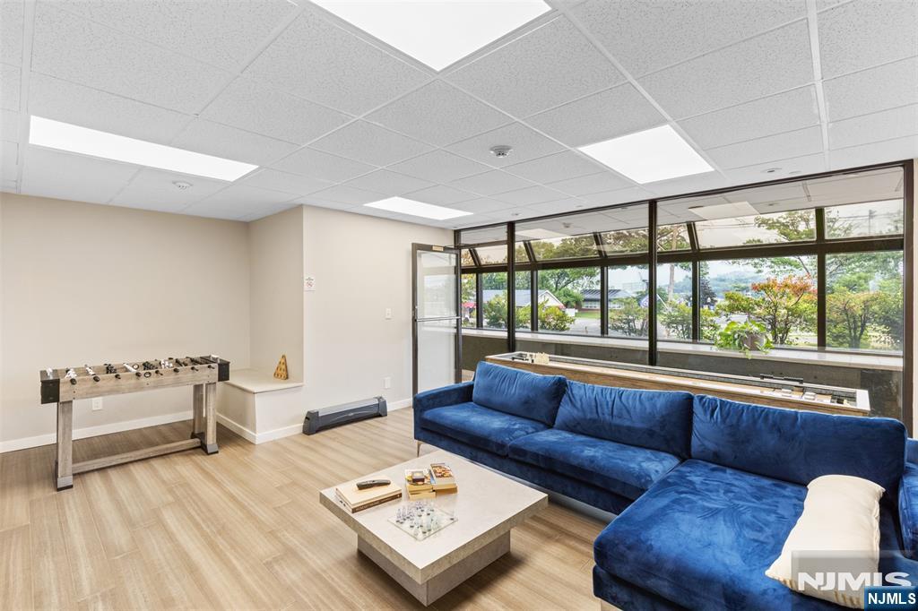 1150 River Road 4H