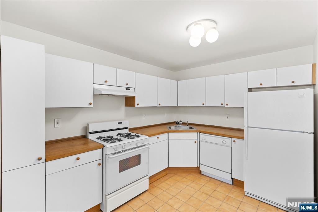 1150 River Road 4H