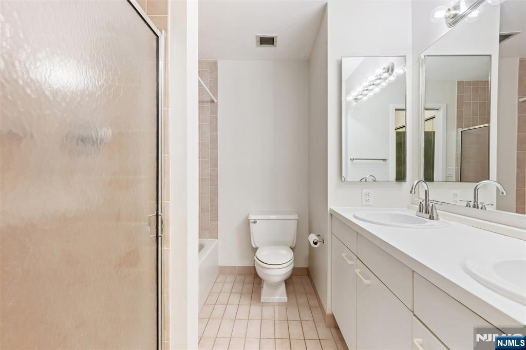 1150 River Road 4H