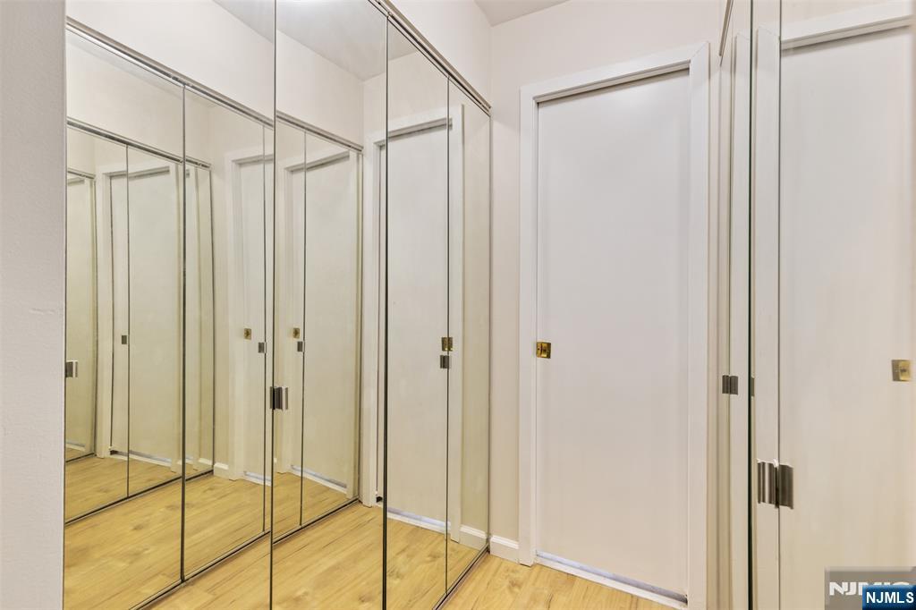 1150 River Road 4H