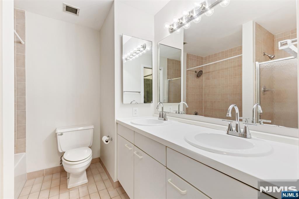 1150 River Road 4H