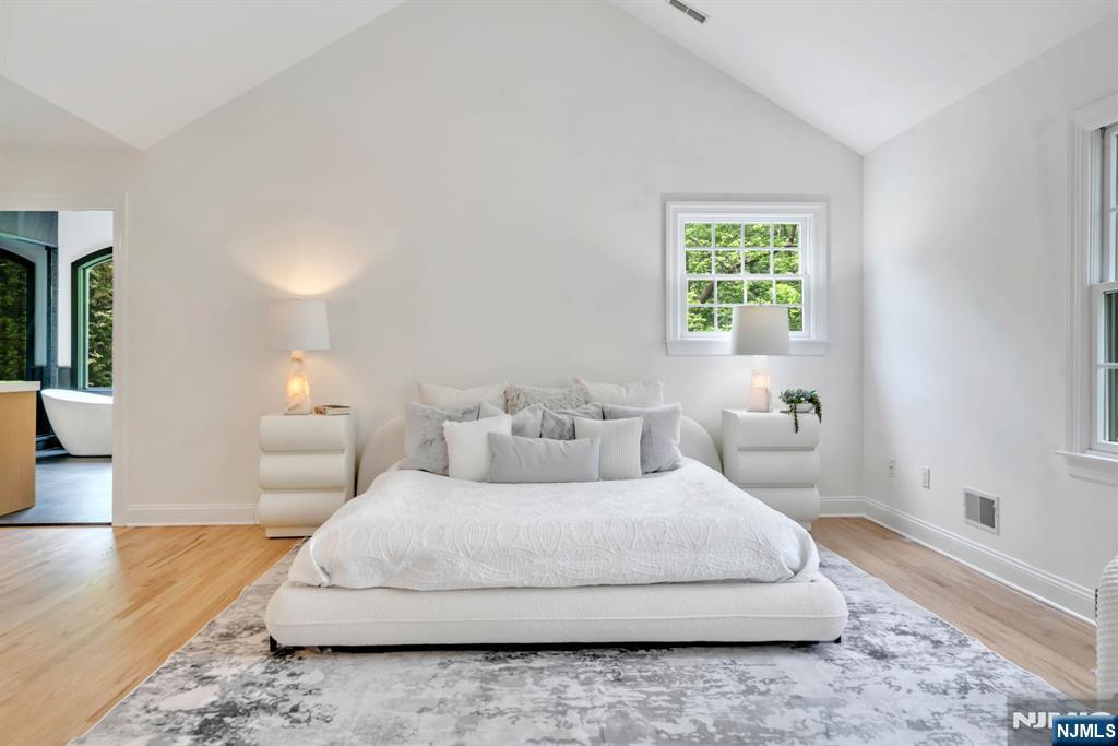 8 Lauren Pond Court
