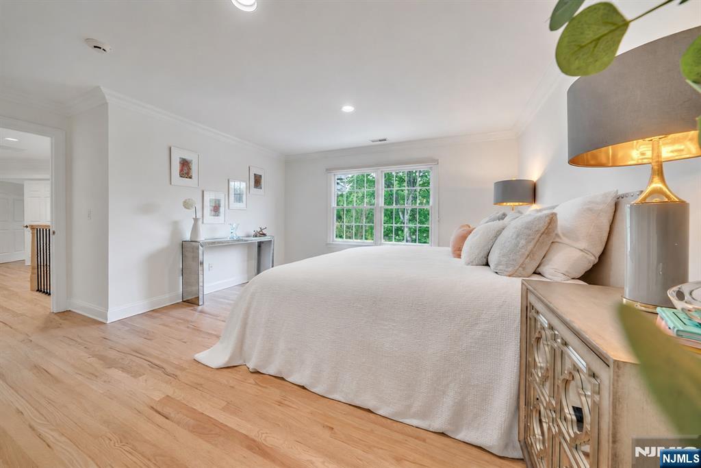 8 Lauren Pond Court