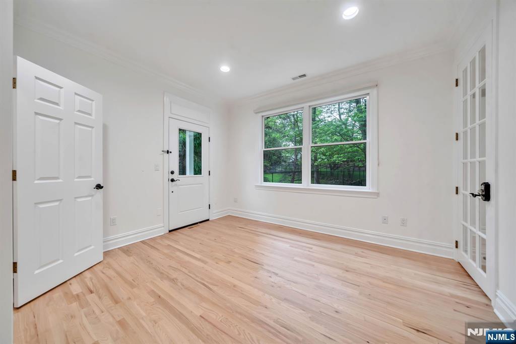 8 Lauren Pond Court