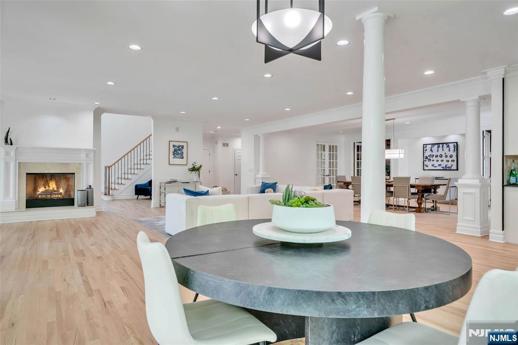 8 Lauren Pond Court