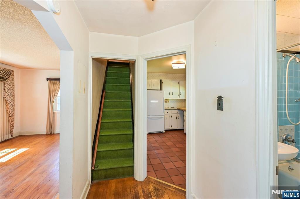 43 Urma Place