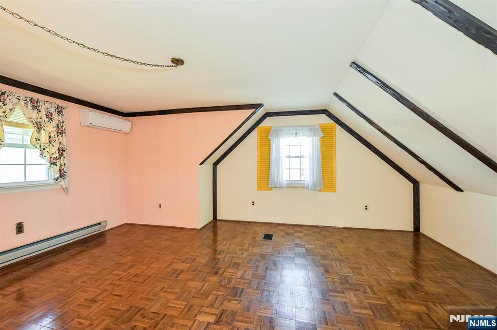 43 Urma Place