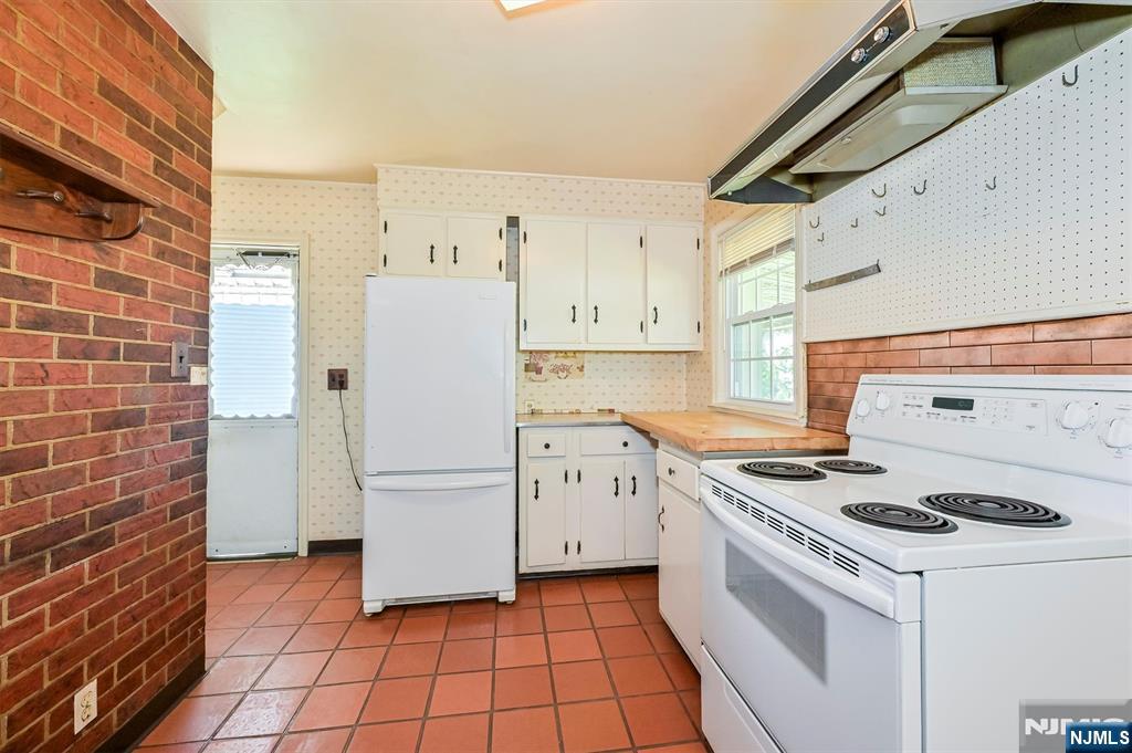 43 Urma Place