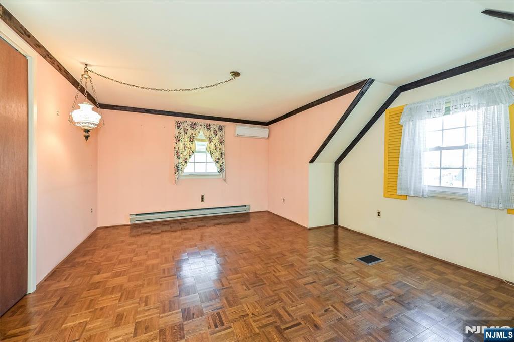 43 Urma Place