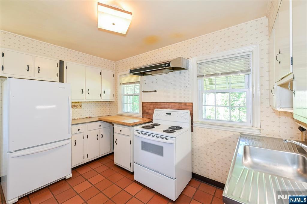 43 Urma Place