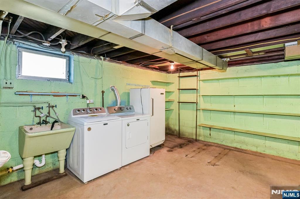 43 Urma Place