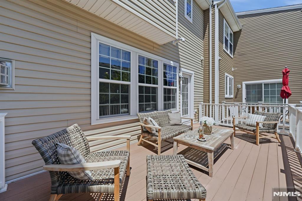 503 Laurel Lane