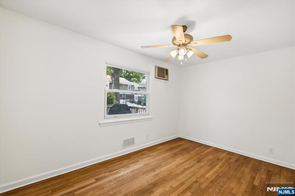 346 E Woodland Road