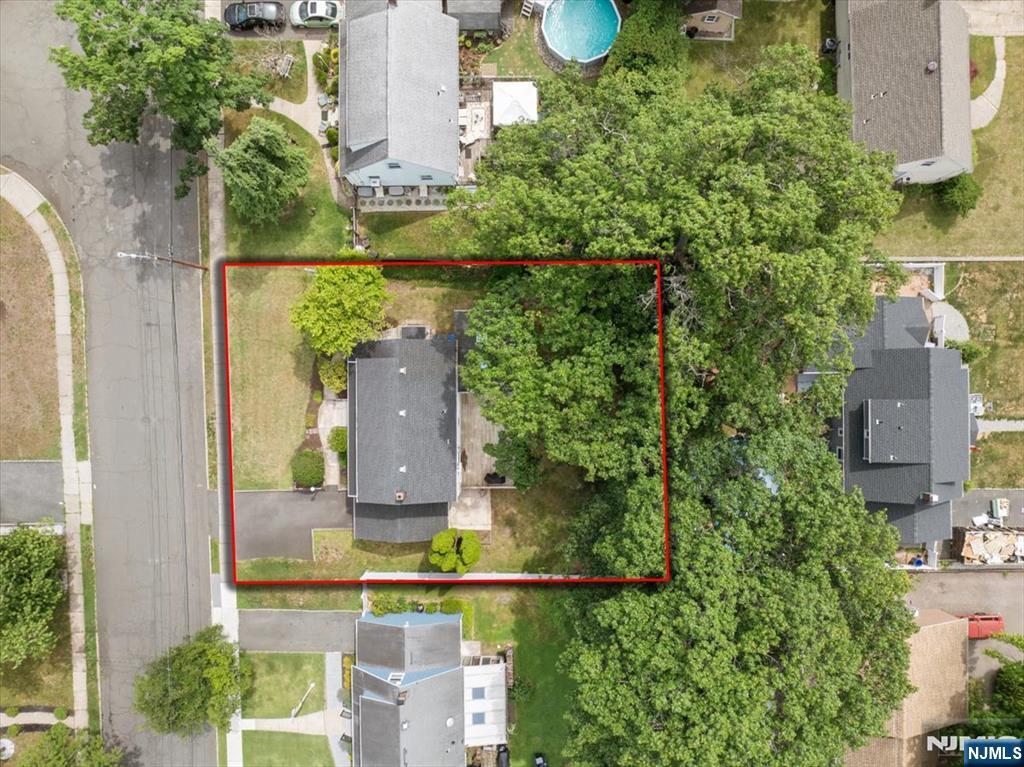 346 E Woodland Road