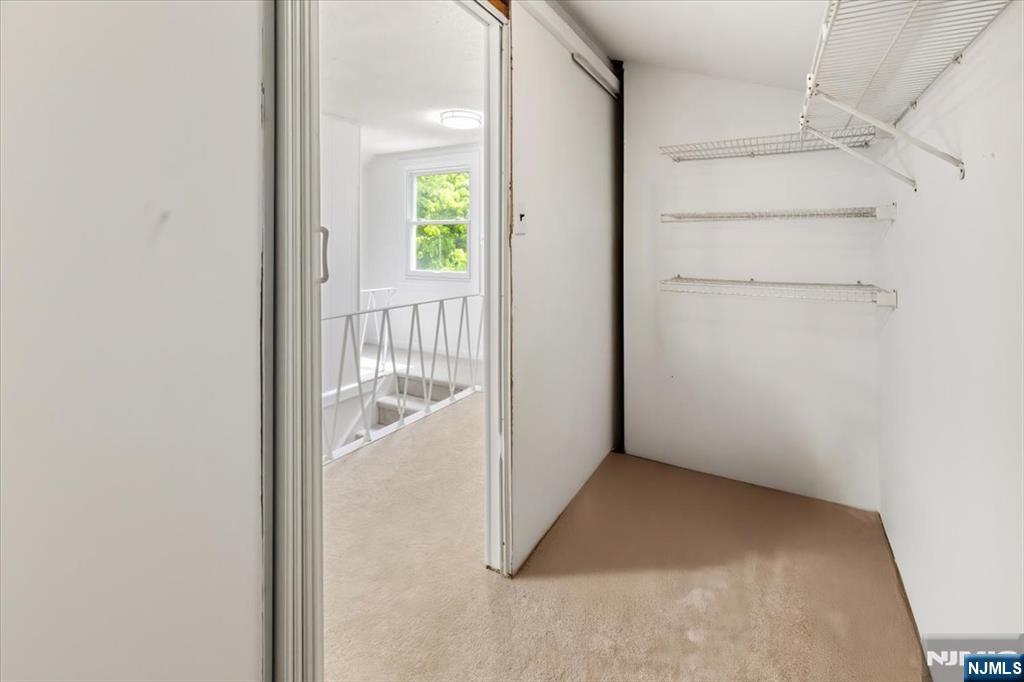 346 E Woodland Road