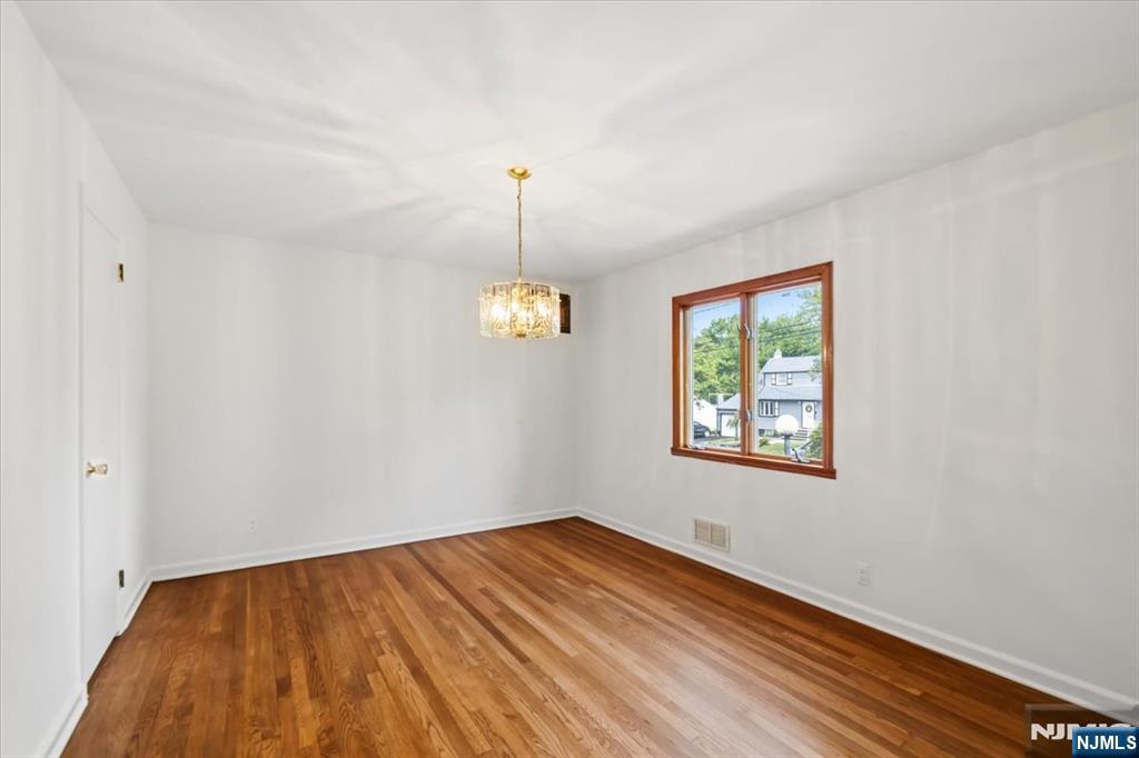 346 E Woodland Road