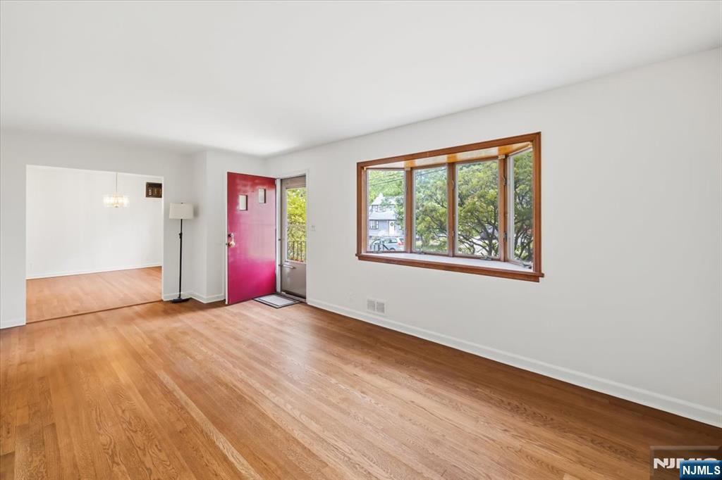 346 E Woodland Road