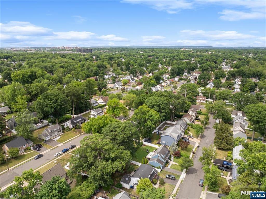 346 E Woodland Road