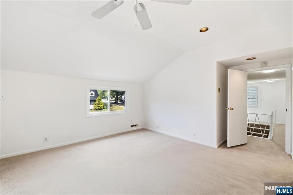 346 E Woodland Road