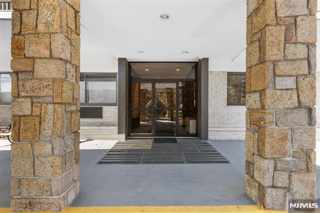 235 Prospect Avenue 2B
