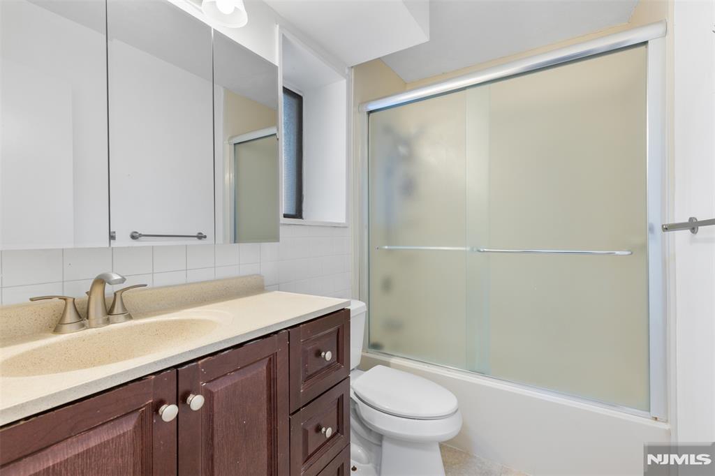 235 Prospect Avenue 2B