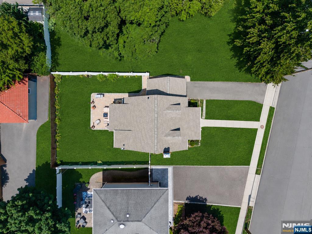 163 Magnolia Avenue