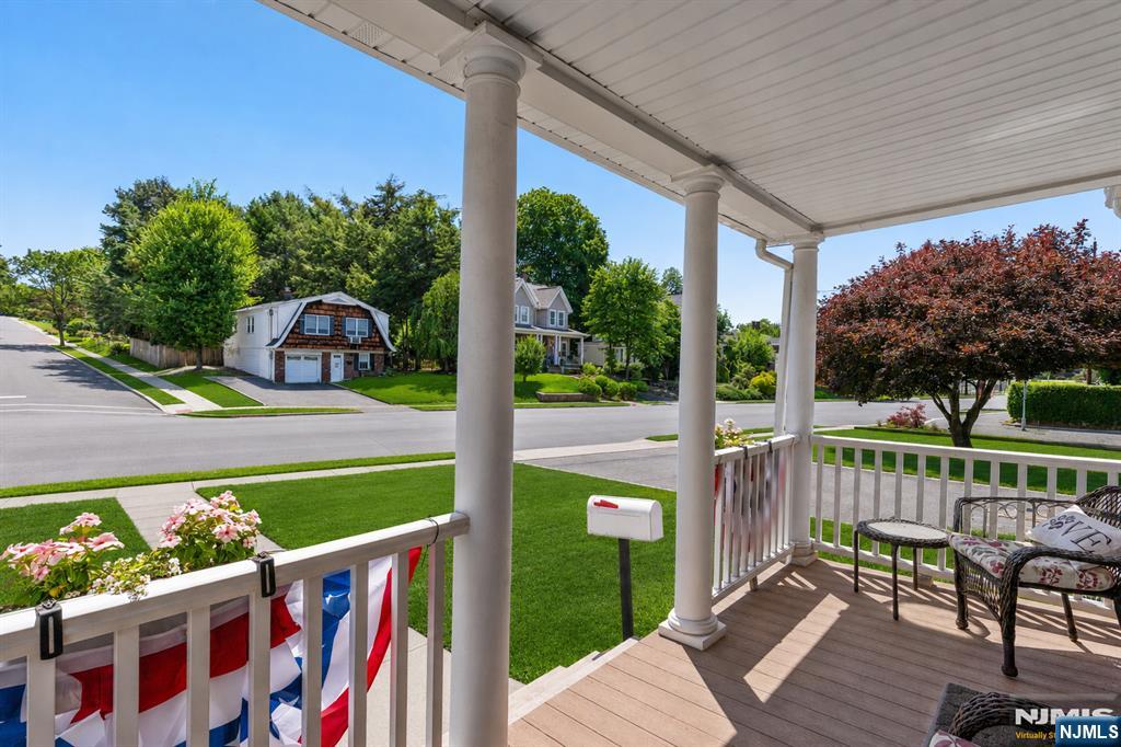 163 Magnolia Avenue