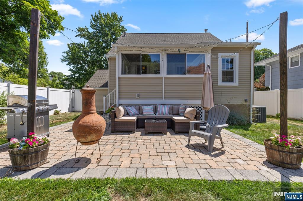 163 Magnolia Avenue