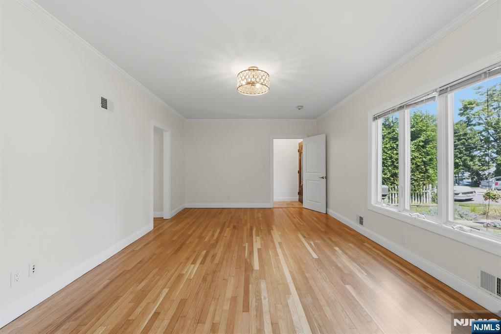 26 Hillside Avenue A