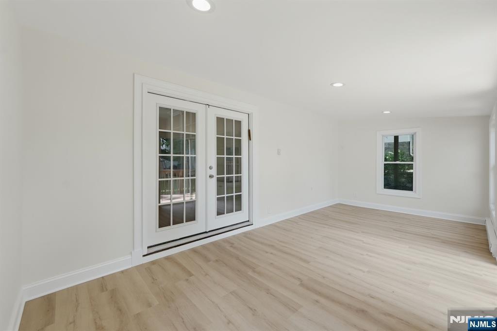 26 Hillside Avenue A