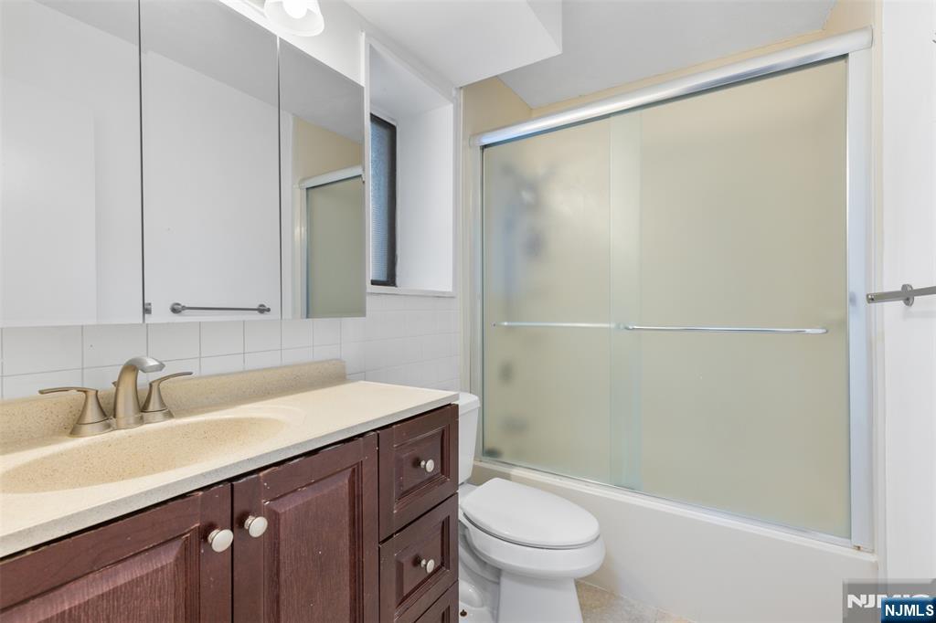 235 Prospect Avenue 2B