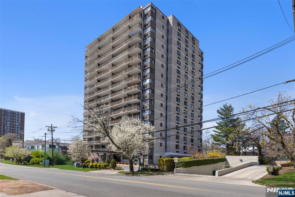 235 Prospect Avenue 2B