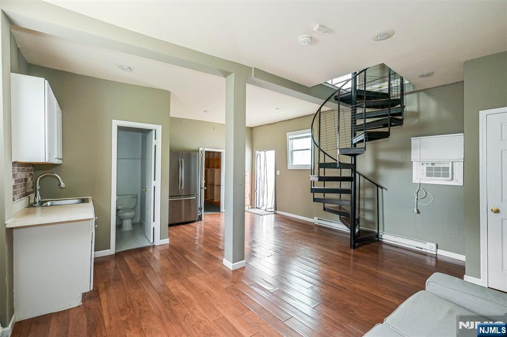 252-258 Degraw Avenue