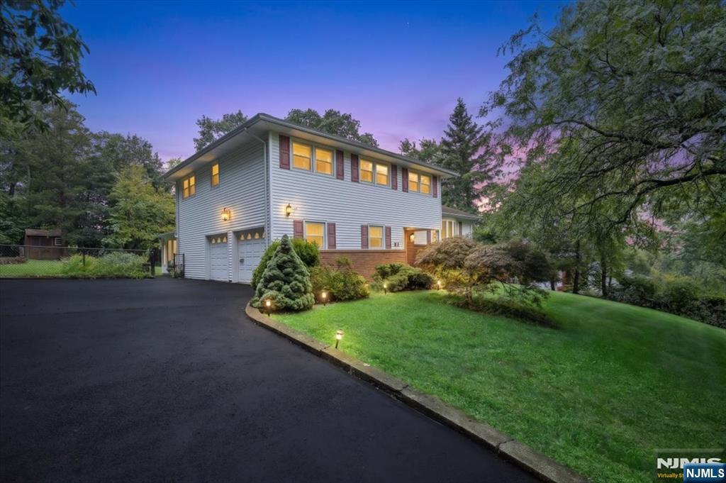 42 Aberdeen Avenue