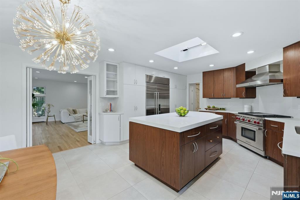 97 Lawrence Parkway
